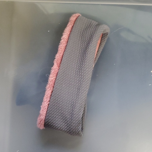 Infant winter fleece headband - Picture 2 of 2